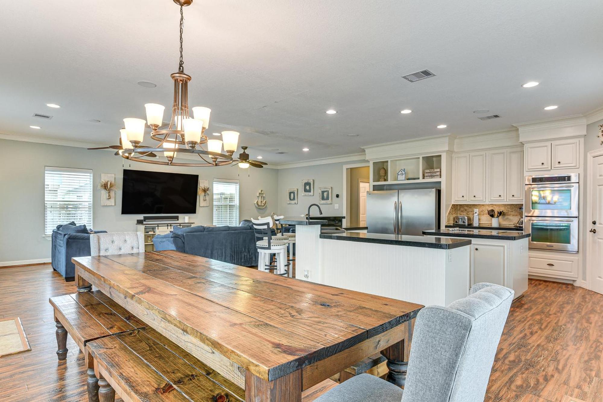 Large Group Gulf Retreat, Steps To Surfside Beach! Exterior foto